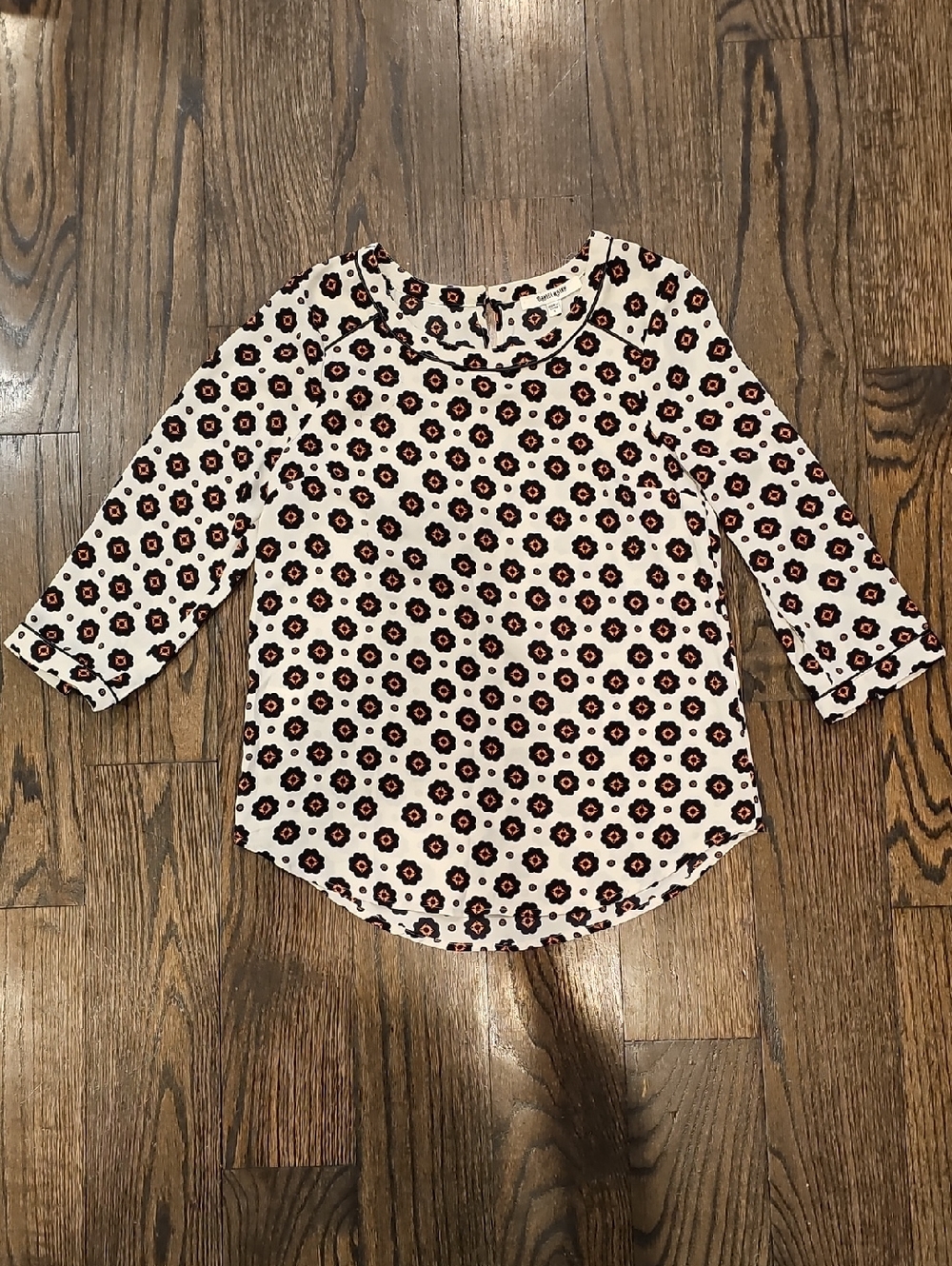 Daniel Rainn Cream Floral Crewneck Blouse with Black and Brown Accents